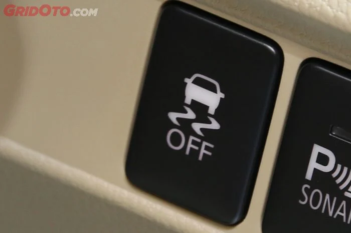 mobil buatan Indonesia dengan kontrol traksi