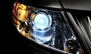 Mobil buatan Indonesia dengan lampu LED: Inovasi Pencahayaan Modern