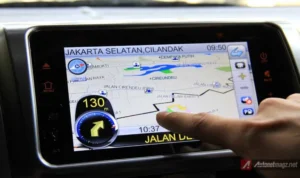 mobil buatan Indonesia dengan sistem navigasi