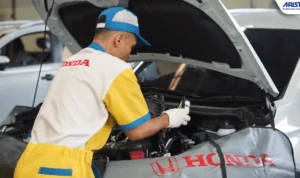 servis mobil buatan Indonesia: pentingnya perawatan rutin