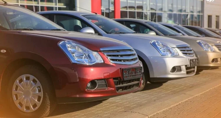 Tips Membeli Mobil Buatan Indonesia Bekas