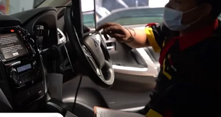 Bengkel Spesialis Kelistrikan dan Aki Mobil di Surabaya Selatan: Layanan Utama