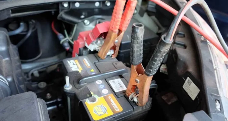 Berapa suhu maksimal yang aman untuk ruang aki mobil?