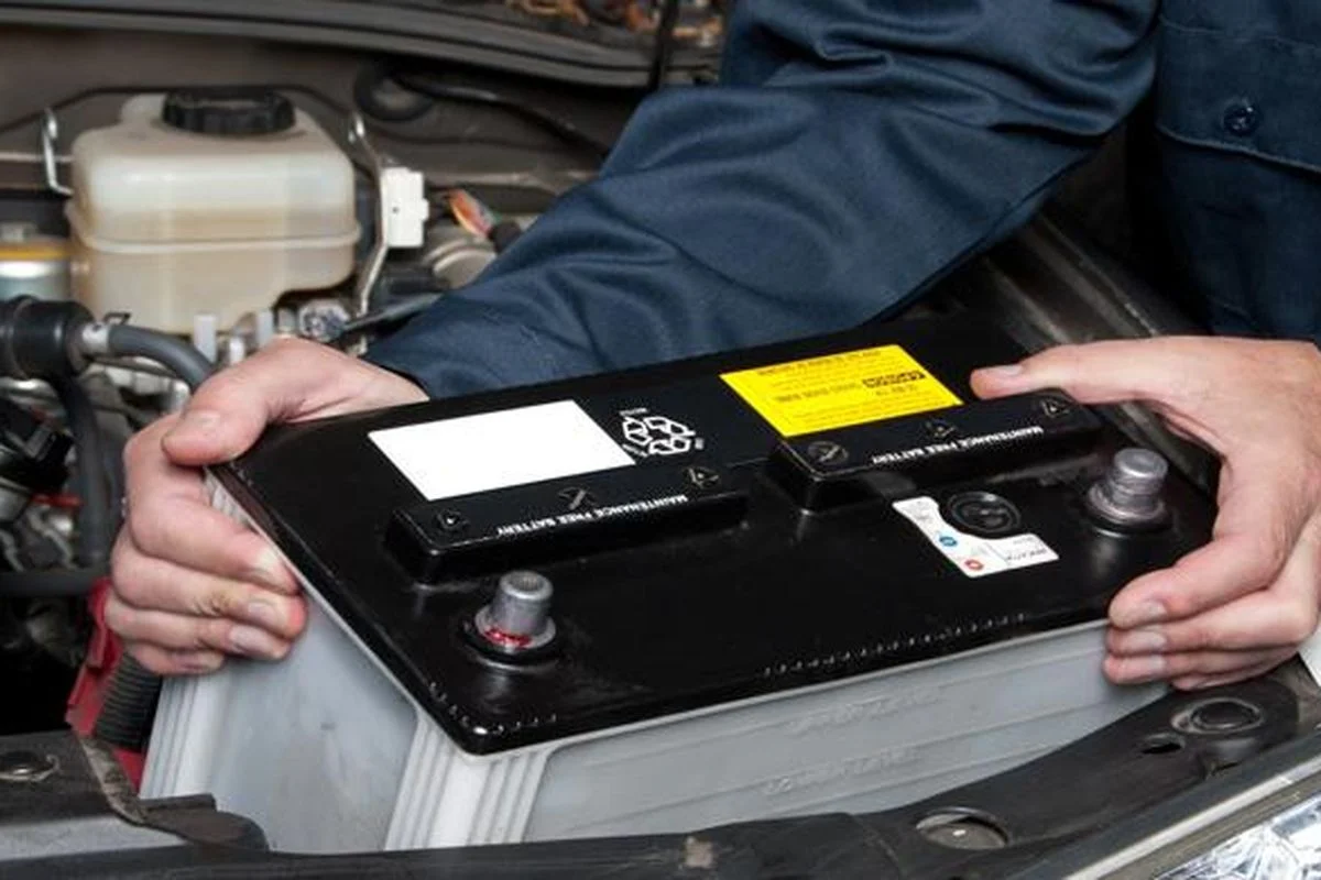 Cara ganti aki mobil ampere besar vs ampere standar: Langkah demi Langkah