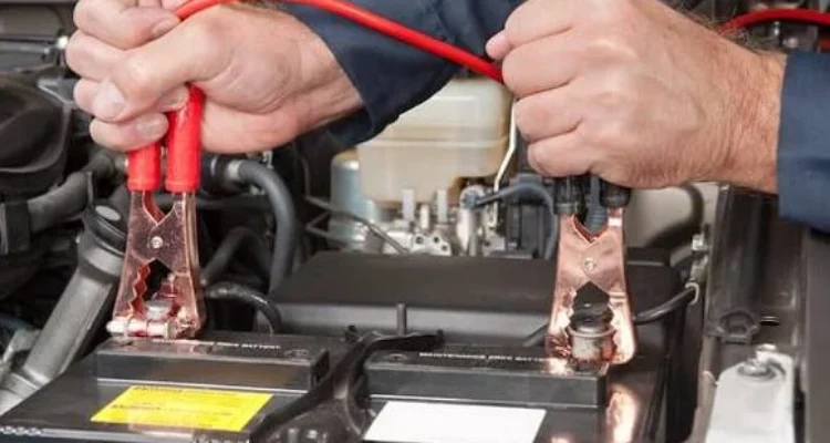 Cara ganti aki mobil hybrid (baterai 12v pendukung) – Langkah demi Langkah