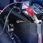 Cara ganti aki mobil saat kondisi darurat di malam hari tanpa senter: Persiapan Awal