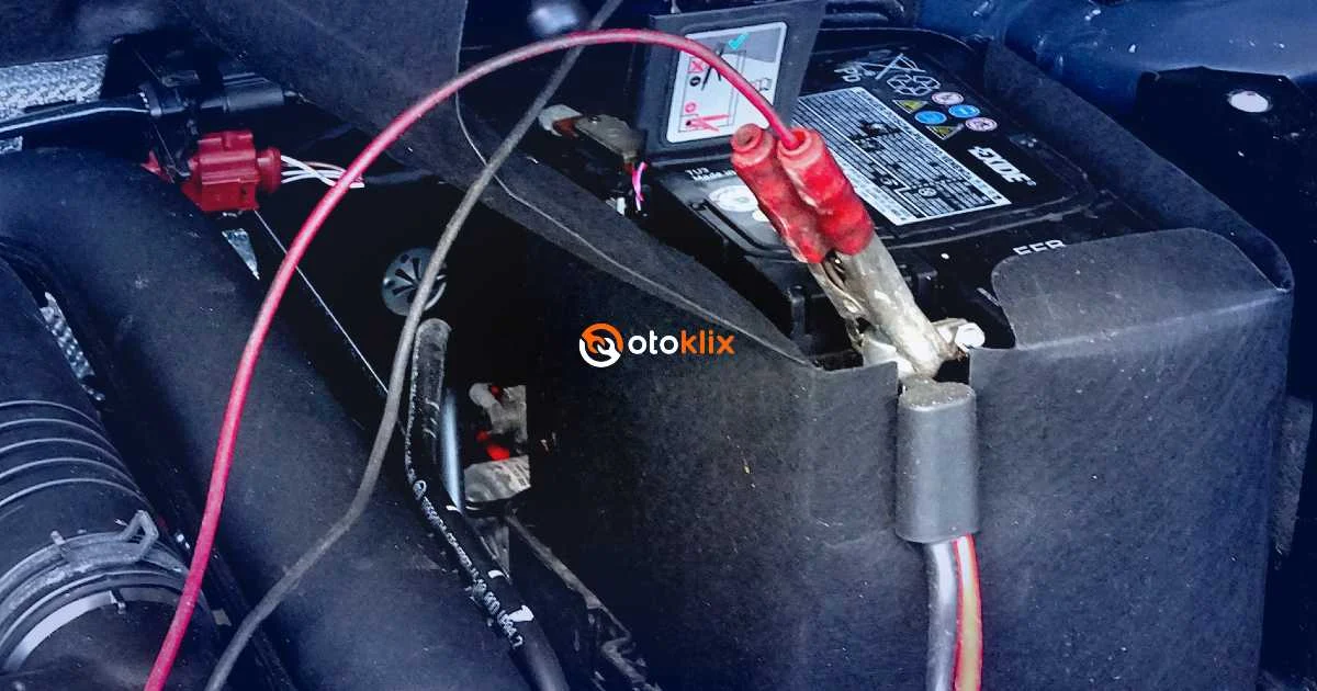 Cara ganti aki mobil saat kondisi darurat di malam hari tanpa senter: Persiapan Awal