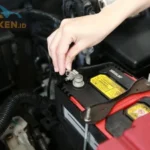 Cara ganti aki mobil tanpa harus ke bengkel spesialis: Langkah demi Langkah