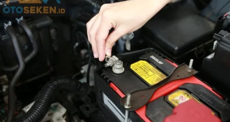 Cara ganti aki mobil tanpa harus ke bengkel spesialis: Langkah demi Langkah