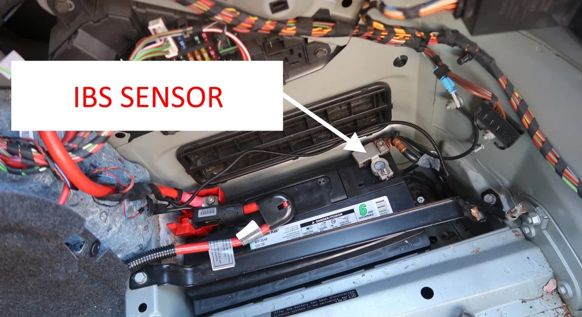 Cara ganti aki mobil yang menggunakan sensor IBS (Intelligent Battery Sensor)