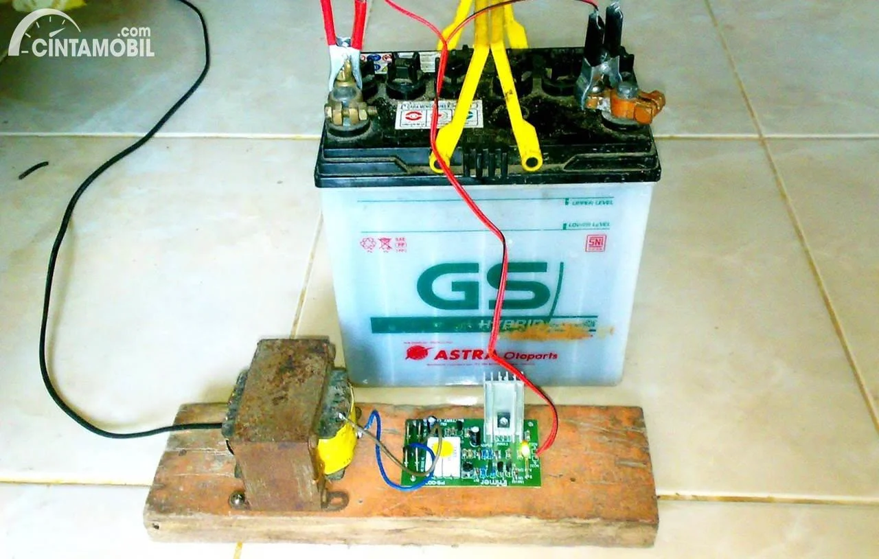 Cara ganti aki mobil yang menggunakan sistem dual battery: Langkah demi Langkah