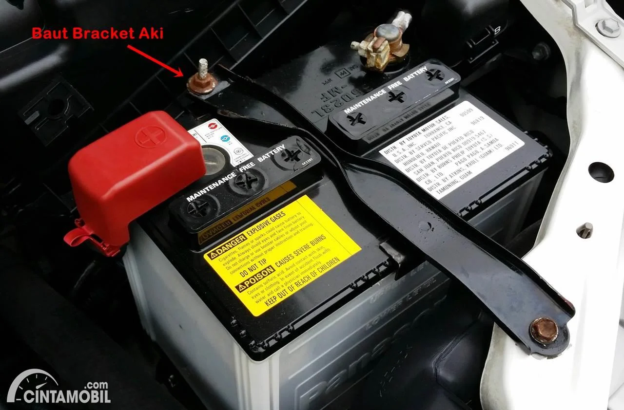 Cara melepas bracket aki mobil: Langkah demi langkah