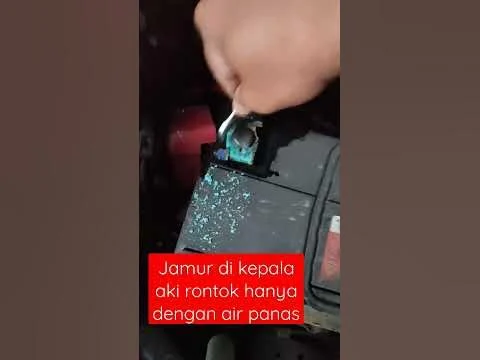 Cara membersihkan jamur putih pada kepala aki tanpa melepas kabel: Persiapan Alat dan Bahan