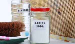 Cara membersihkan kerak asam aki dengan baking soda dan air: Persiapan sebelum memulai