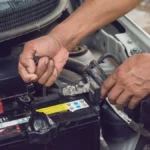 Cara membuang aki bekas setelah ganti aki baru secara aman