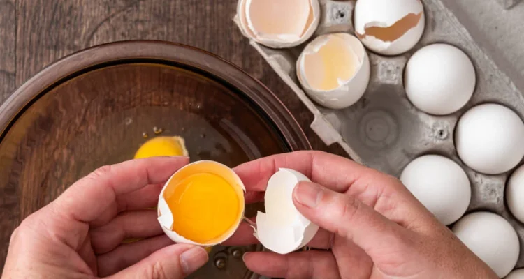 Cara mengatasi bau telur busuk dari aki yang baru dipasang: Penyebab utama dan langkah pertama