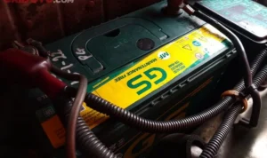 Cara modifikasi dudukan aki untuk ampere lebih besar Cara modifikasi dudukan aki untuk ampere lebih besar