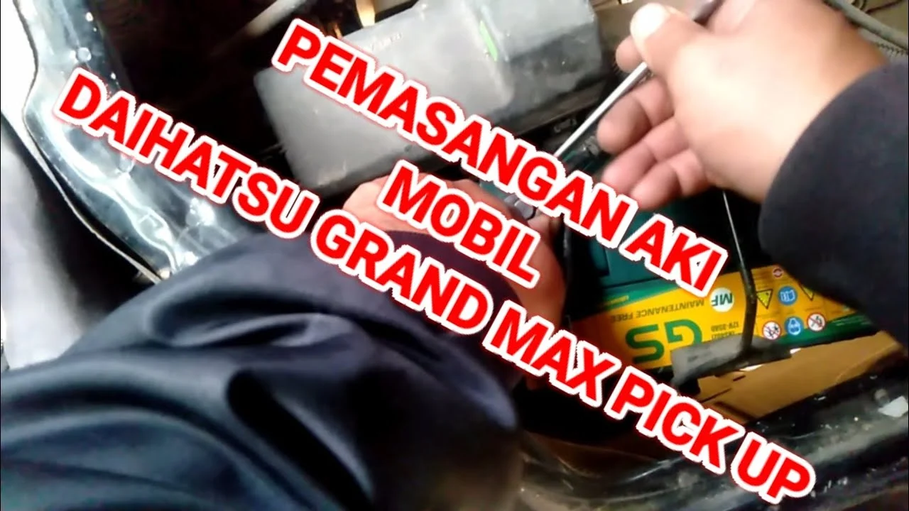 Cara pasang aki mobil Daihatsu Gran Max: Persiapan Alat dan Bahan
