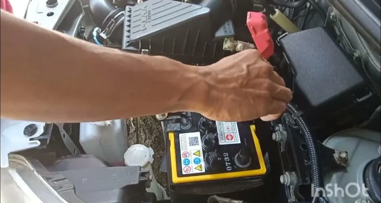 Cara pasang aki mobil Daihatsu Sigra: Panduan langkah demi langkah