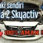 Cara pasang aki mobil Mazda 2 Skyactiv: Persiapan awal