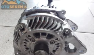 Faktor-faktor yang memengaruhi tegangan alternator setelah pemasangan aki