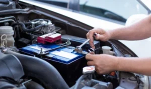 Faktor Penting Saat Memilih Jasa Ganti Aki Mobil Panggilan Darurat di Jalan Tol