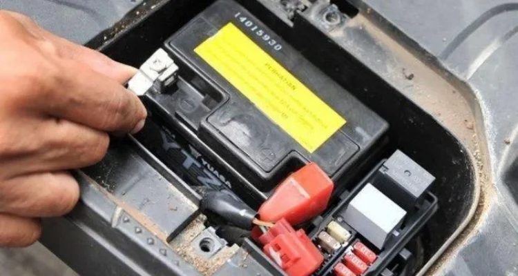 Keuntungan pasang aki mobil Maintenance Free (MF)