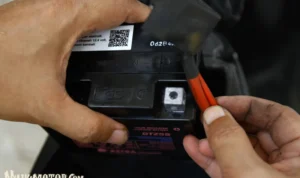 Langkah‑langkah teknis dalam mengganti aki