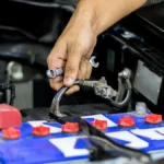 Tips memasang aki mobil agar kuat starter di suhu pegunungan yang dingin