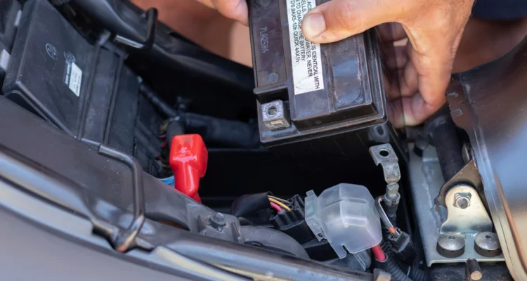 Tips memilih aki mobil yang tahan guncangan (High Vibration Resistance)