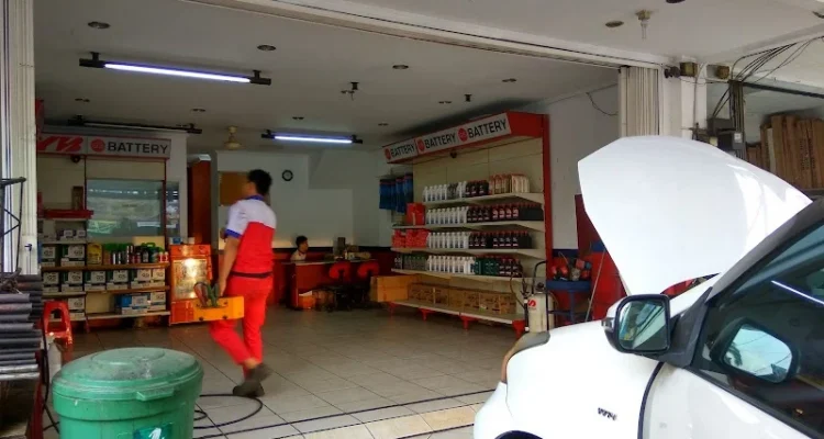 Toko aki mobil Bekasi yang buka sampai malam: Daftar lengkap dan layanan utama